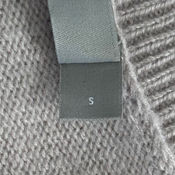 Vince 100% Cashmere Crew Neck Tunic Sweater Dove Gray Small Fall Cozy Comfy - Picture 7 of 13